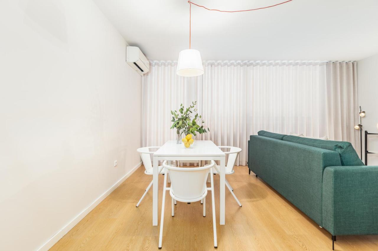 Dream On - Clerigos Lofts Apartment Porto Exterior photo